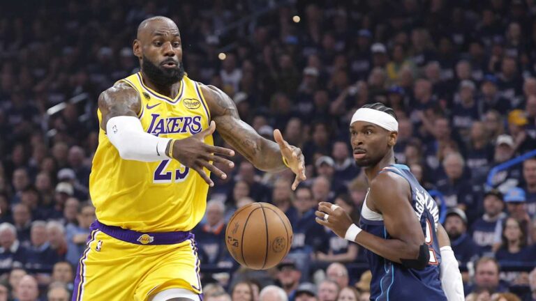 Thunder vs. Lakers Prediction, Odds and Best Prop Bets for NBA Playoffs Game 3