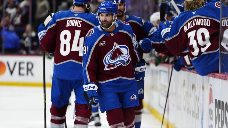 Wild vs Avalanche Prediction, Picks & Odds for Tuesday's NHL Playoffs Game 2