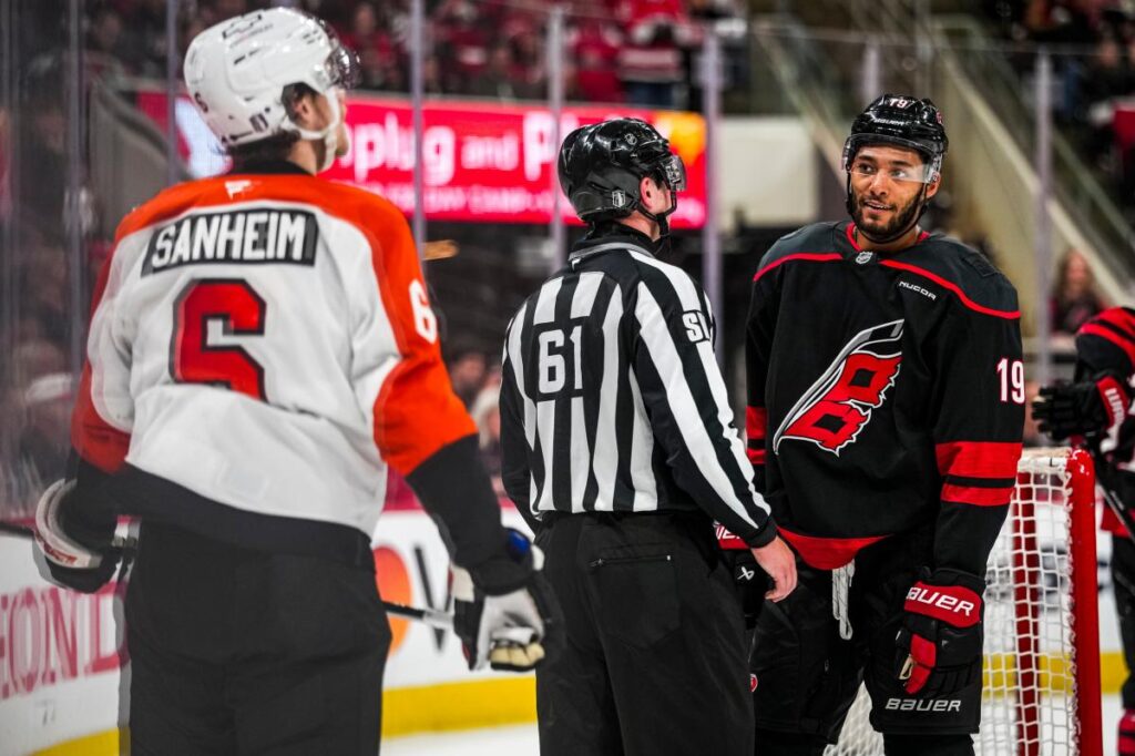 Hurricanes vs. Flyers Game 2 prediction: NHL odds, picks, best bets for Stanley Cup Playoffs